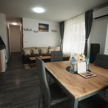 Royal Nest Appartement *