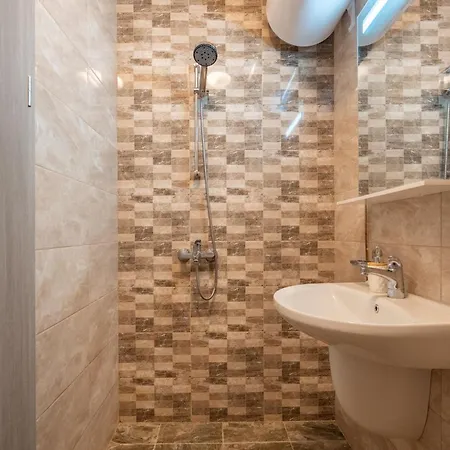 Royal Nest Apartament *